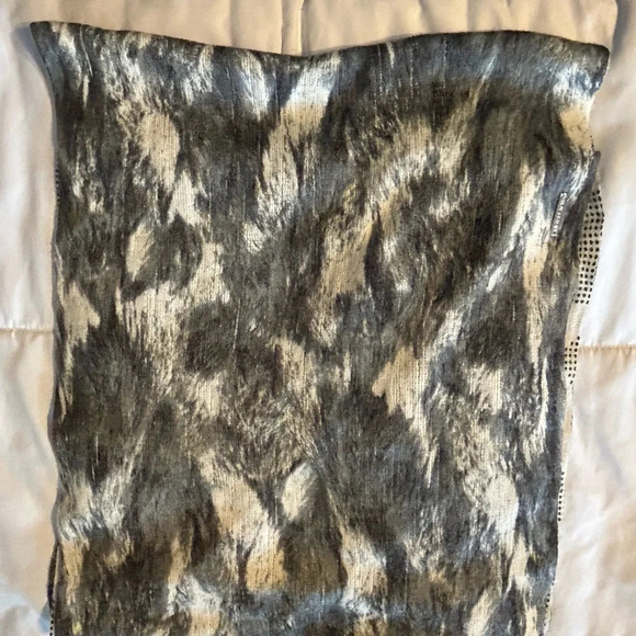 Michael Kors Infinity Scarf  Gorgeous - Picture 3 of 5